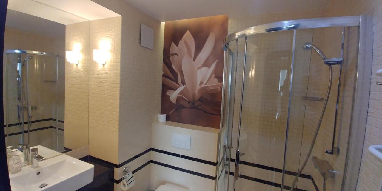Apartament 241Lux W Diva 코워브제크 외부 사진