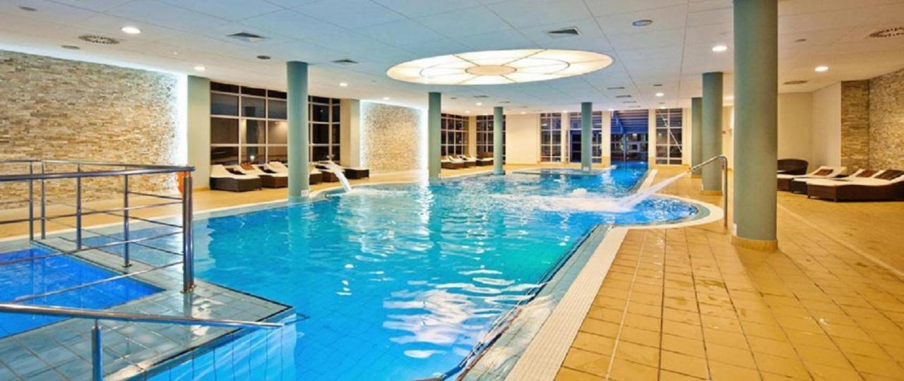 Apartament 241Lux W Diva 코워브제크 외부 사진